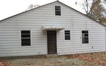 2nd image of 3929 Rossiland Cir S