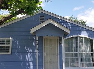 2214 Spikes St, Grand Prairie, TX 75051