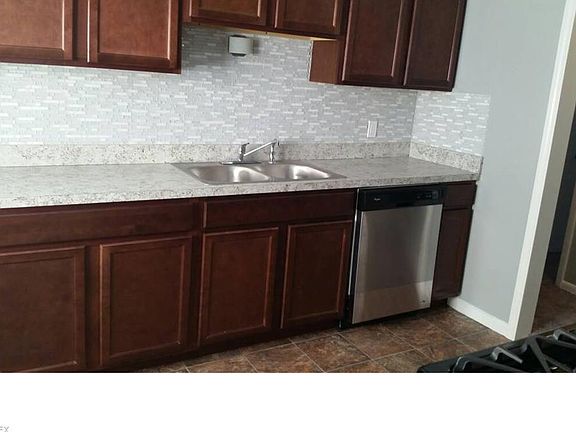 4th image of 5100 E 128th St