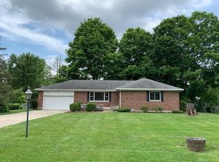1407 Quail Ln, Dayton, OH 45434