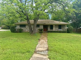 522 W 4th St, Justin, TX 76247