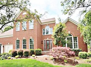 46389 Esterbrook Cir, Sterling, VA 20165