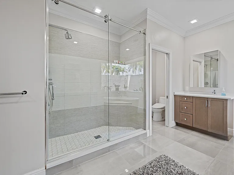 4841 Exeter Estate Ln — Photo 17