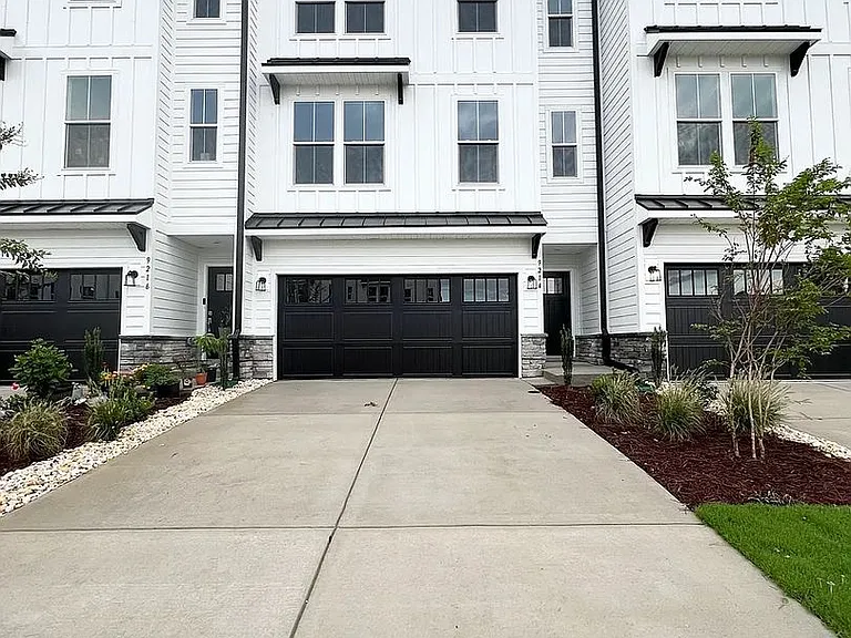 9214 Walnut Hill Rd NW — Photo 4