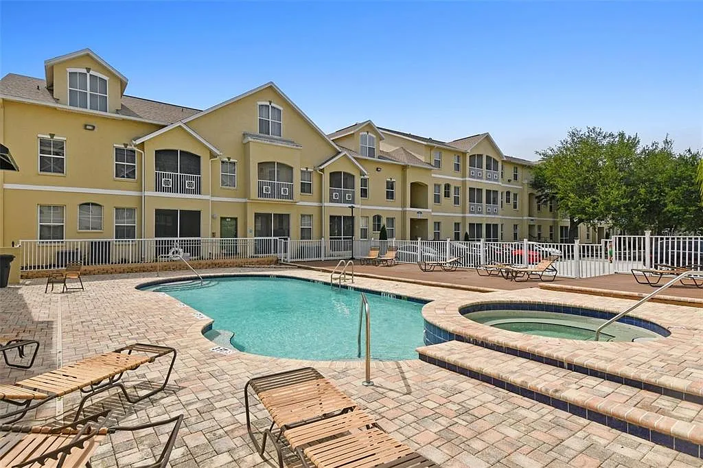 Building Photo - 5052 Sunridge Palms Dr #104