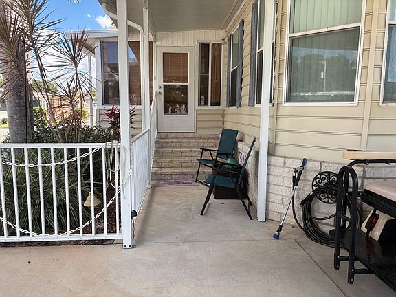 5th image of 49 Pine Aire Cir