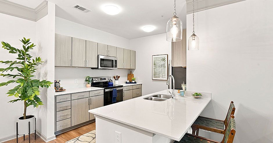 1st image of 350 Bradley Park Ln #602