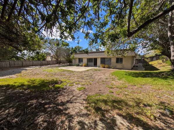 2042 Valley Rd, Oceanside, CA 92056