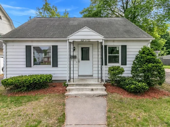 122 Prentice St, Springfield, MA 01104