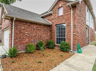 3105 Hollow Valley Dr, Fort Worth, TX 76244