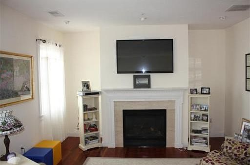 3rd image of 224 Marina Dr
