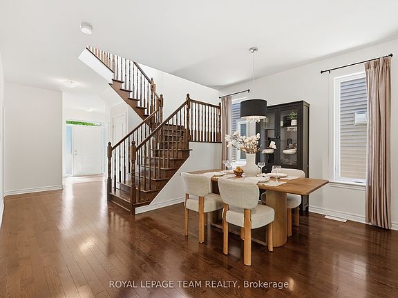3rd image of 708 Eagle Crest Hts