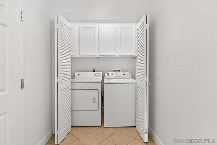 3 bed, 1387 sqft, $1,300 — Photo 3
