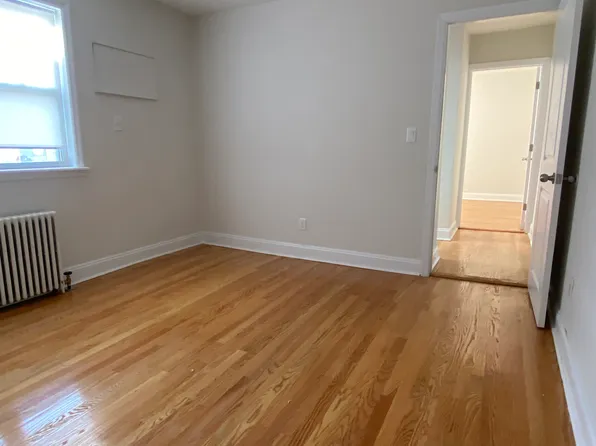 65-23 223rd Place image 5 of 9