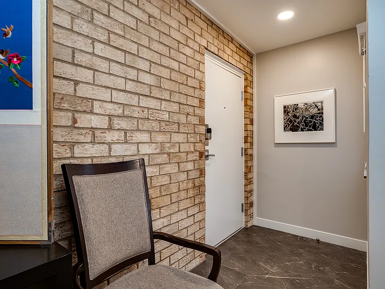 827 Wilmington Ave #3 — Photo 12