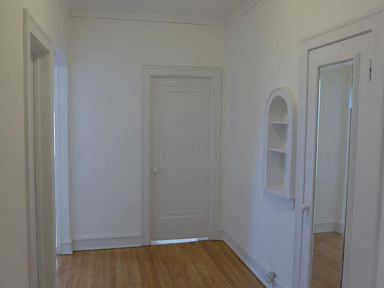 437 S Scoville Ave — Photo 13