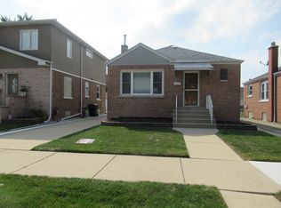 5732 S Sayre Ave, Chicago, IL 60638