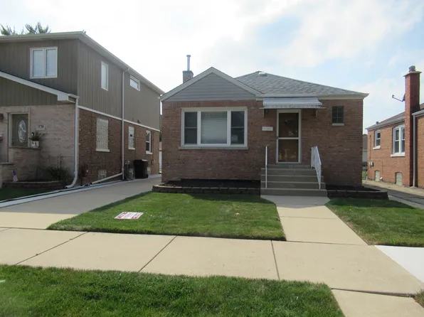 5732 S Sayre Ave, Chicago, IL 60638