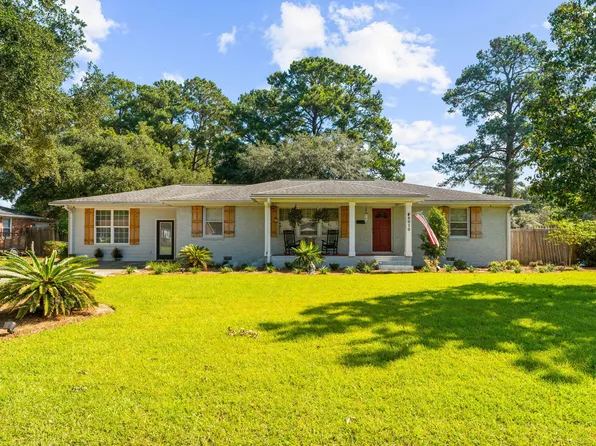 6010 Wedgewood Dr, Hanahan, SC 29410