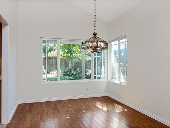 5th image of 5414 Butterfield St