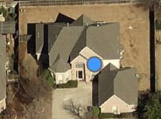 6 Meadow Ridge Dr, Trophy Club, TX 76262