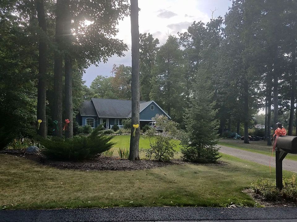 1st image of 2221 Pointe North Dr NE