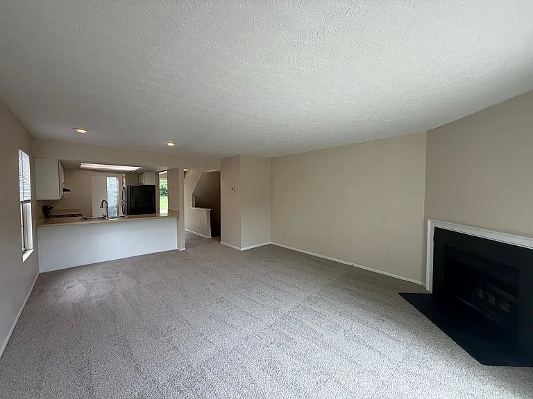 5931 Shadow Lake Cir — Photo 12