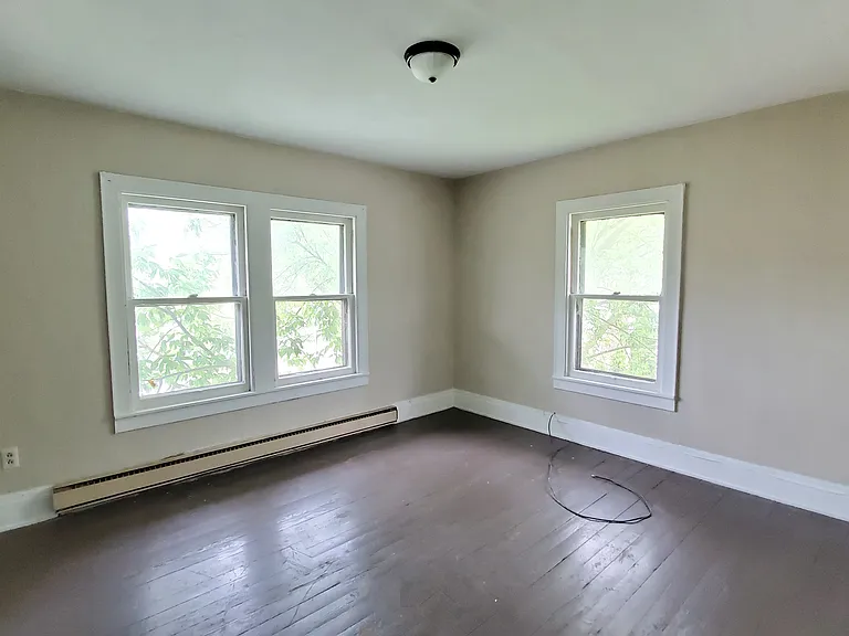 1905 Bluefield Ave — Photo 12