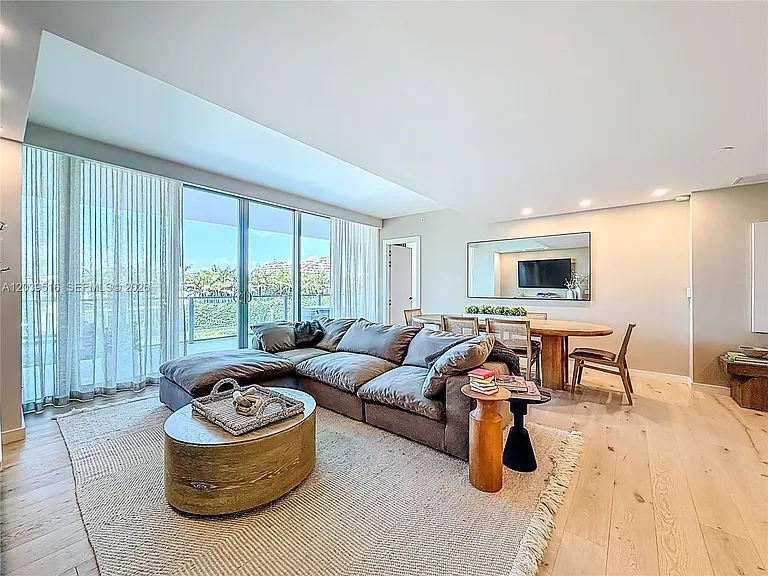350 Ocean Dr #305N — Photo 13