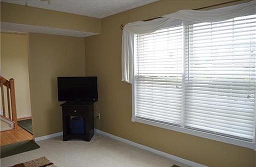 4th image of 1013 Lofton Dr