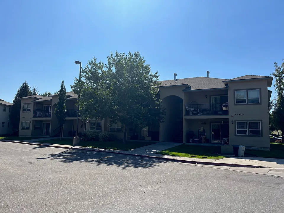 9184 W Brogan Dr #102