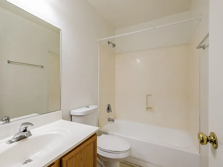 12901 N 127th Ln — Photo 15