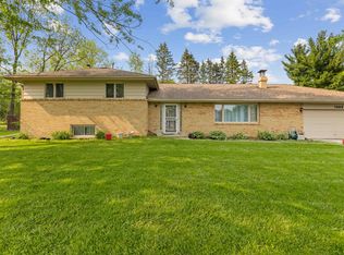 7003 Claremont St, Rockford, IL 61102