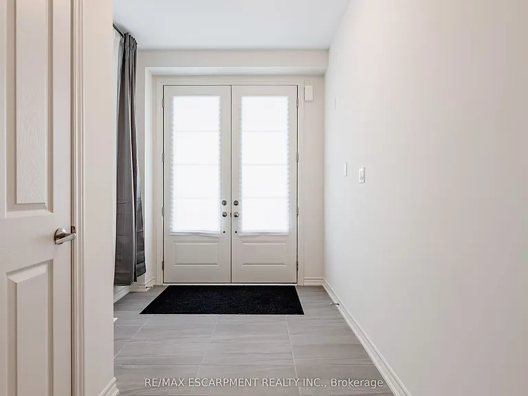 48 Sparrow Way — Photo 5