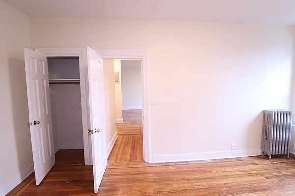 Rented by A&E Real Estate Management | media 7