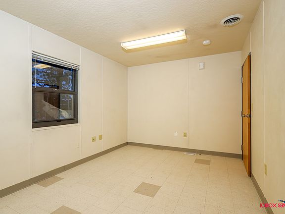 4th image of 538 S Tracy Dr #A