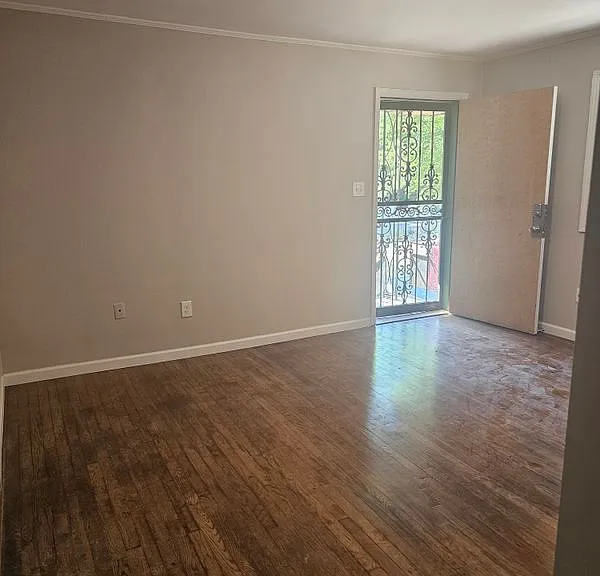 245 Stafford St NW #A — Photo 4