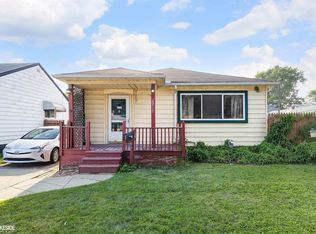 23117 Cushing Ave, Eastpointe, MI 48021