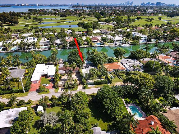 3rd image of 1541 Calais Dr