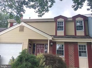 313 Carleton Ln, Mount Laurel, NJ 08054