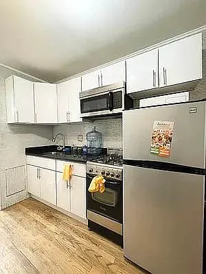 Rented by Oxford Property Group | media 18