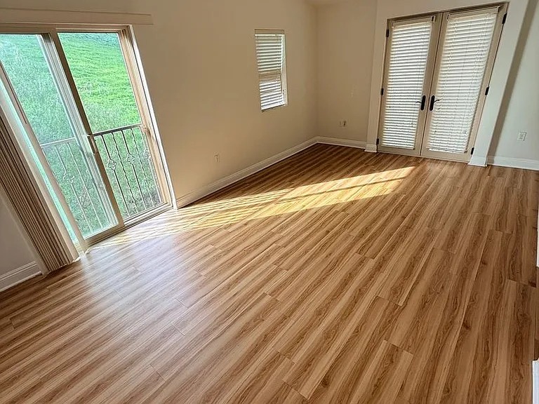 23130 Sherman Pl — Photo 7