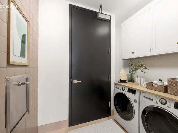 138 East 50th Street image 37 of 50