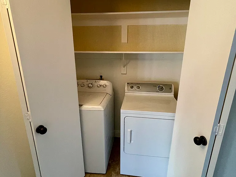 3056 E Siesta Ln — Photo 21