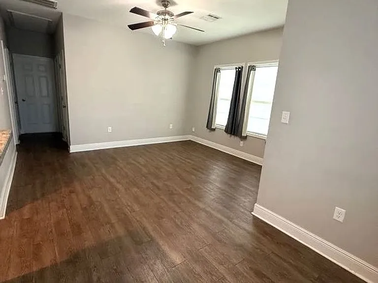 2808 Miller Ave #2 — Photo 6