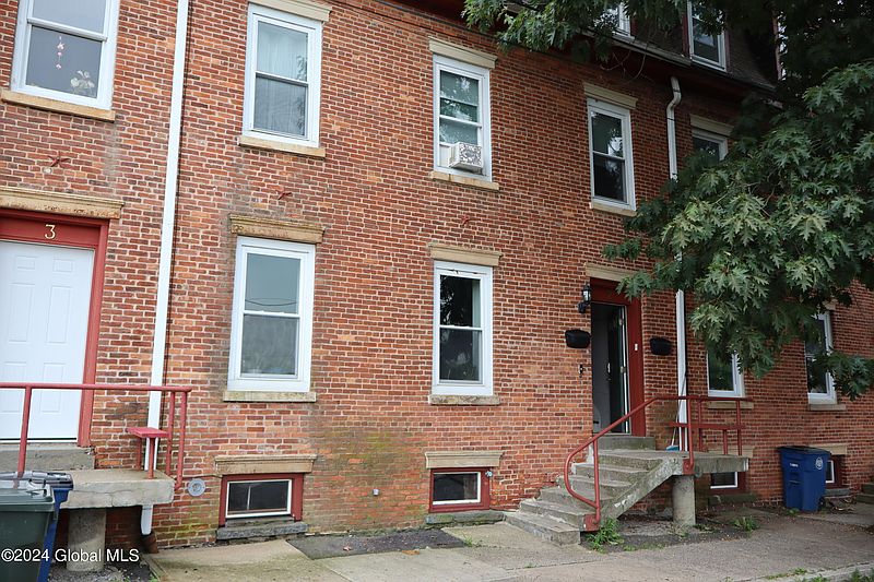 3rd image of 2 School Street
