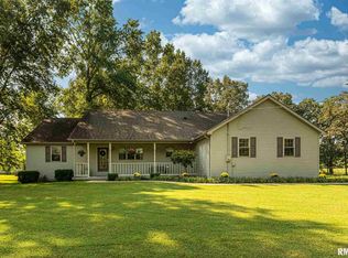 107 12th St, Colp, IL 62921