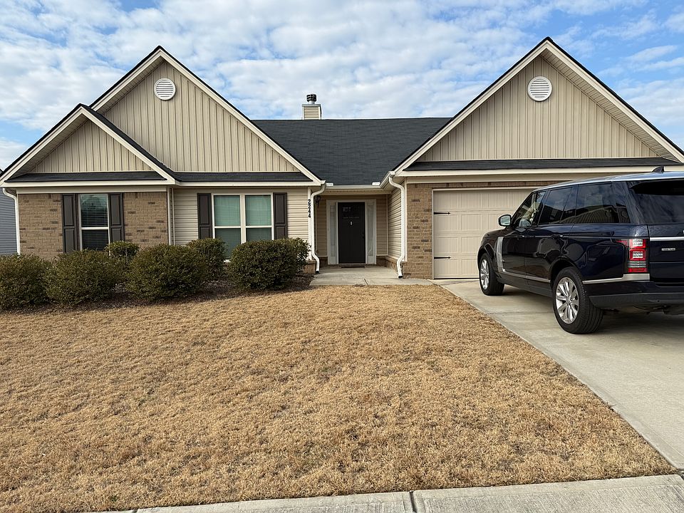 1st image of 2244 Savannah Dr