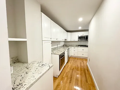 130 P St #3 Photo 1