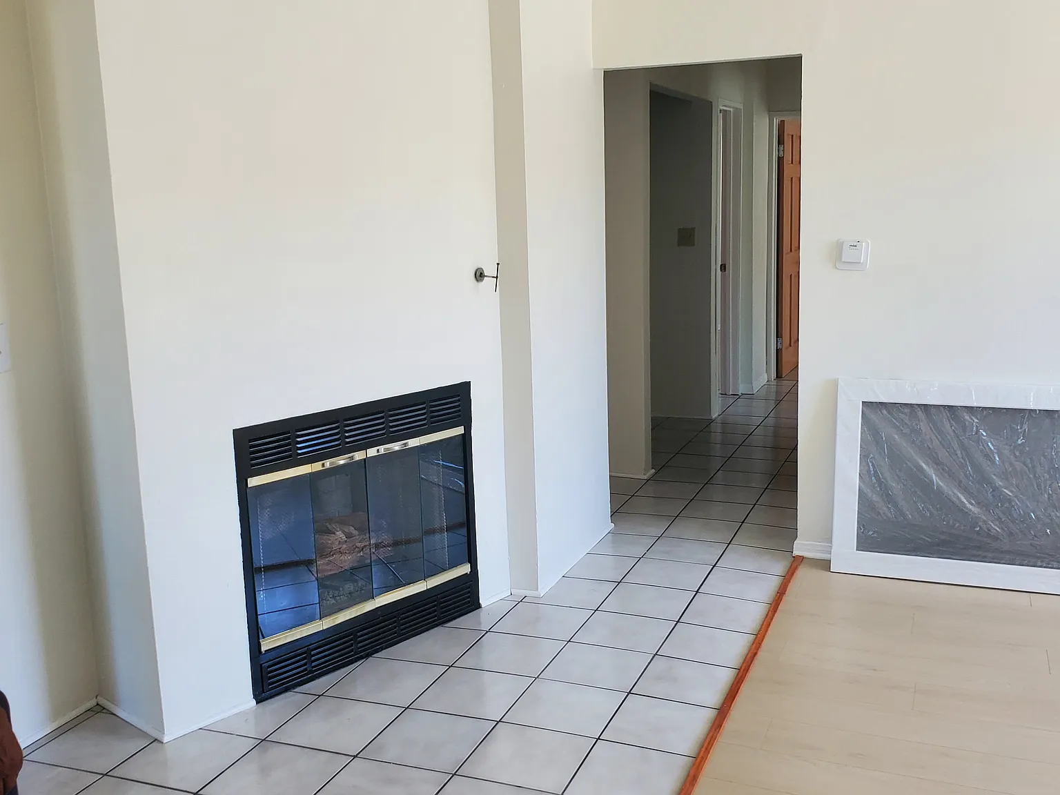 3 bed, 1200 sqft, $3,300 — Photo 4